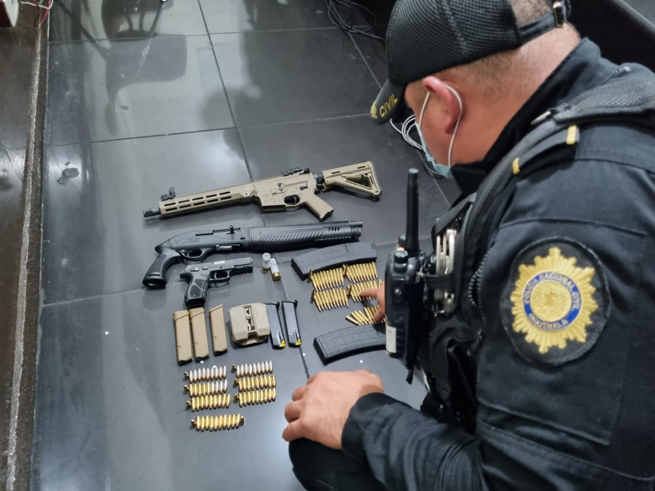 La PNC detuvo a una persona por portar armas de fuego y municiones