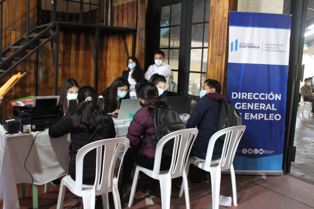 Más de 9 mil 600 participantes en la primera Feria Nacional de Empleo 2022