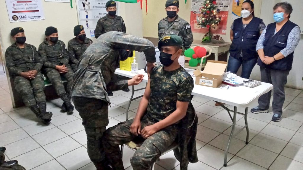 Capacitan a 58 soldados para reforzar Plan Nacional de Vacunación contra COVID-19