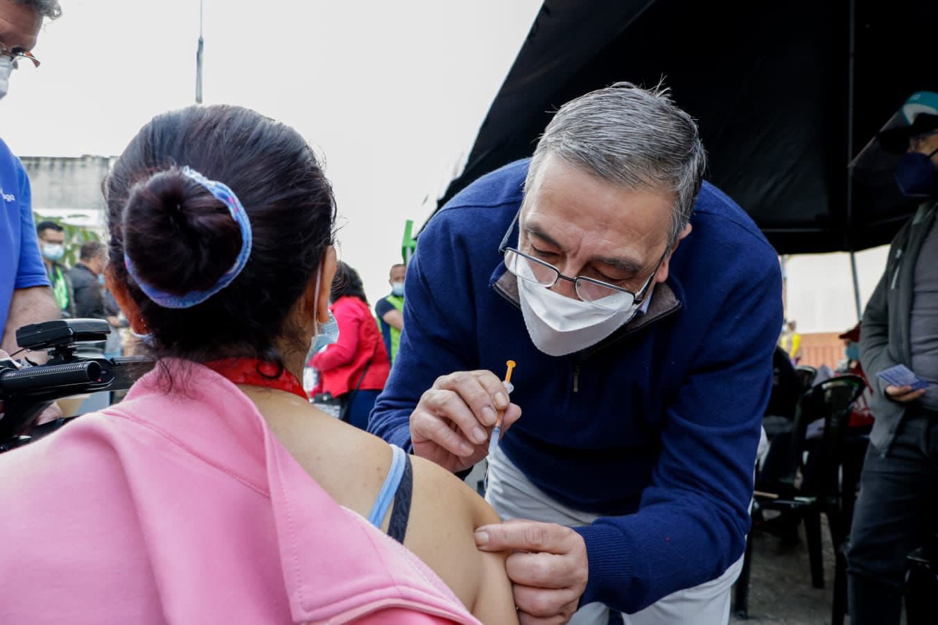 Ministro de Salud: “Vacunarse es un acto de fe, un acto de amor”