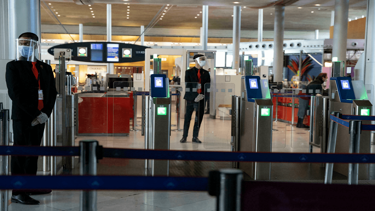 Francia suaviza restricciones a viajeros vacunados desde el Reino Unido
