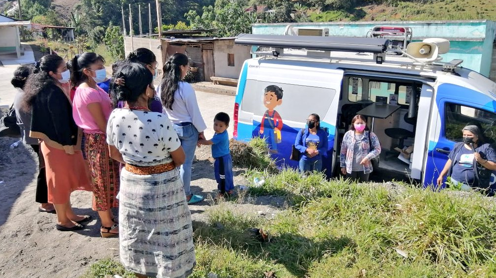 Unidad móvil contra la violencia sexual recorre municipios de Alta Verapaz