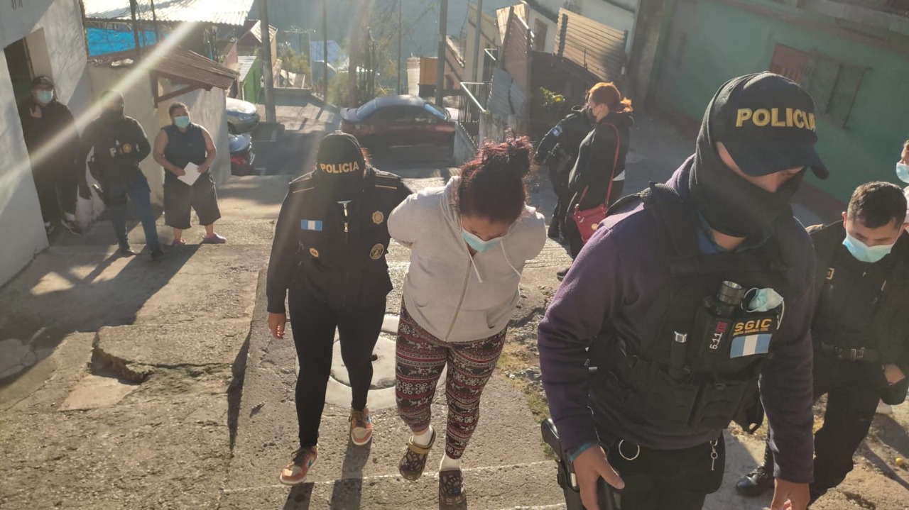 La PNC destaca la importancia de denunciar para combatir los delitos de extorsión.