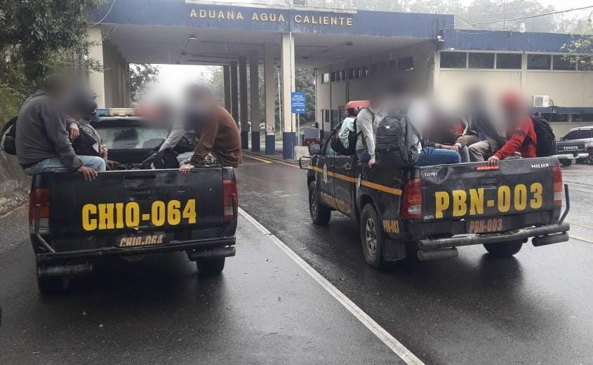 Remiten a Migración a migrantes sudamericanos