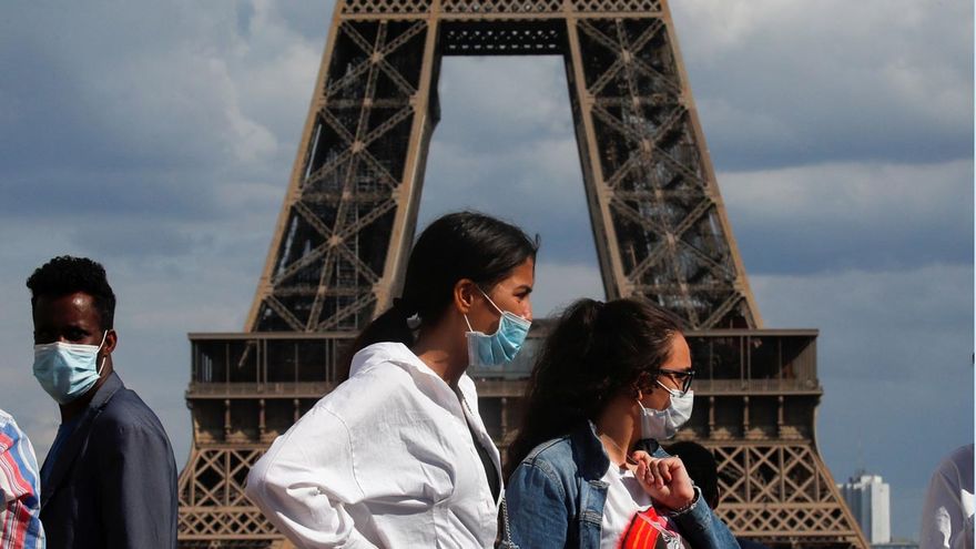 Francia levanta restricciones como la mascarilla obligatoria en la calle