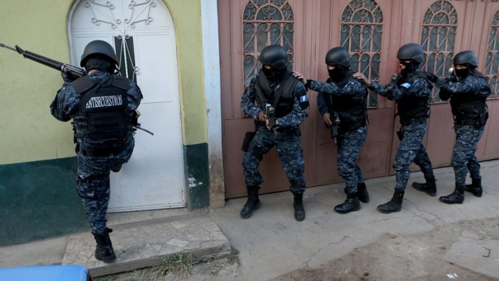 Fuerzas de seguridad rescatan a víctima de secuestro