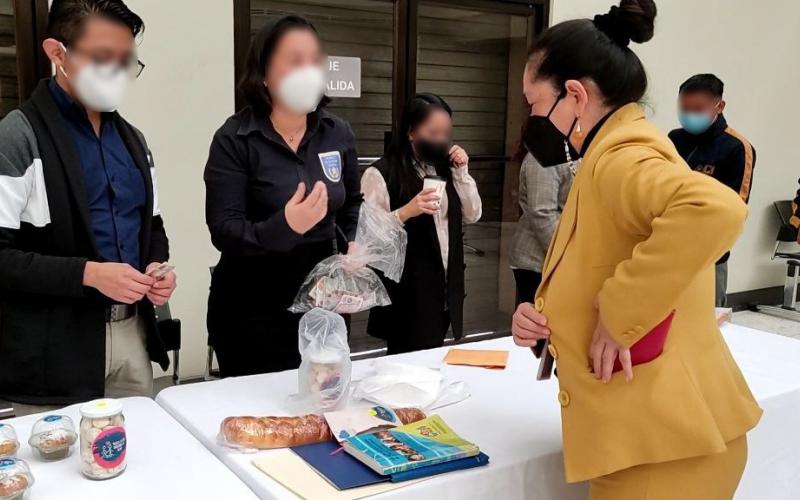 Productos elaborados por jóvenes en proceso de reinserción son comercializados