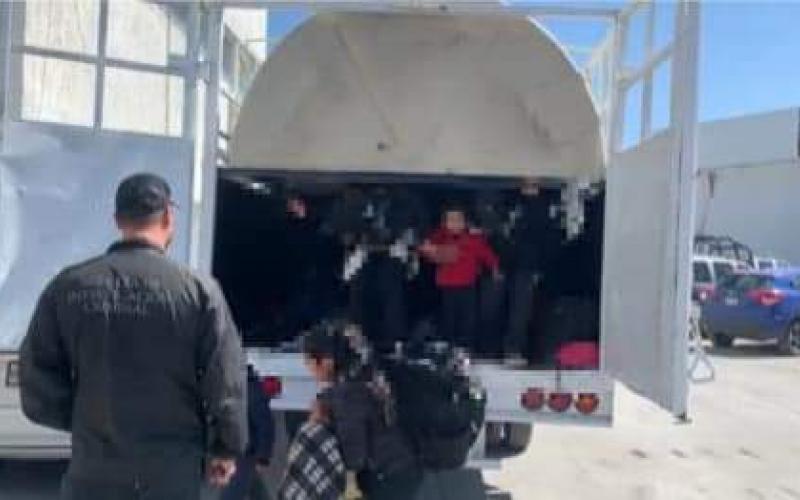 Brindan asistencia a connacionales interceptados en Nuevo León, México