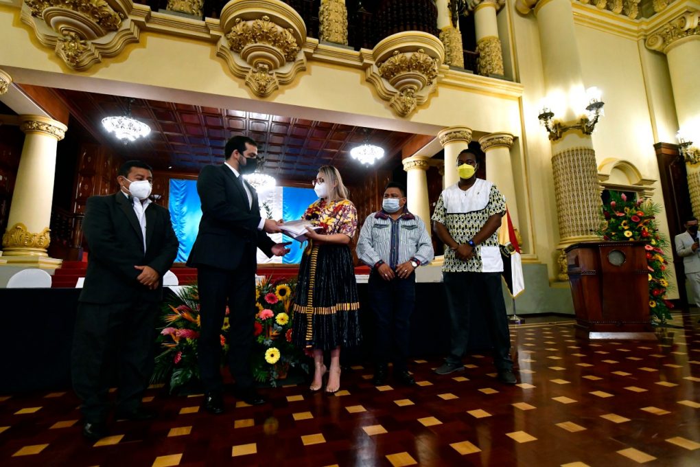 Codisra entrega informe combinado 2018-2020