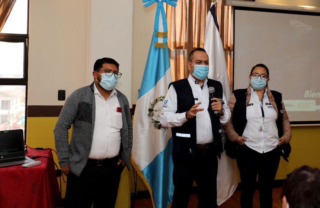 Copadeh efectúa conversatorio en materia de derechos humanos