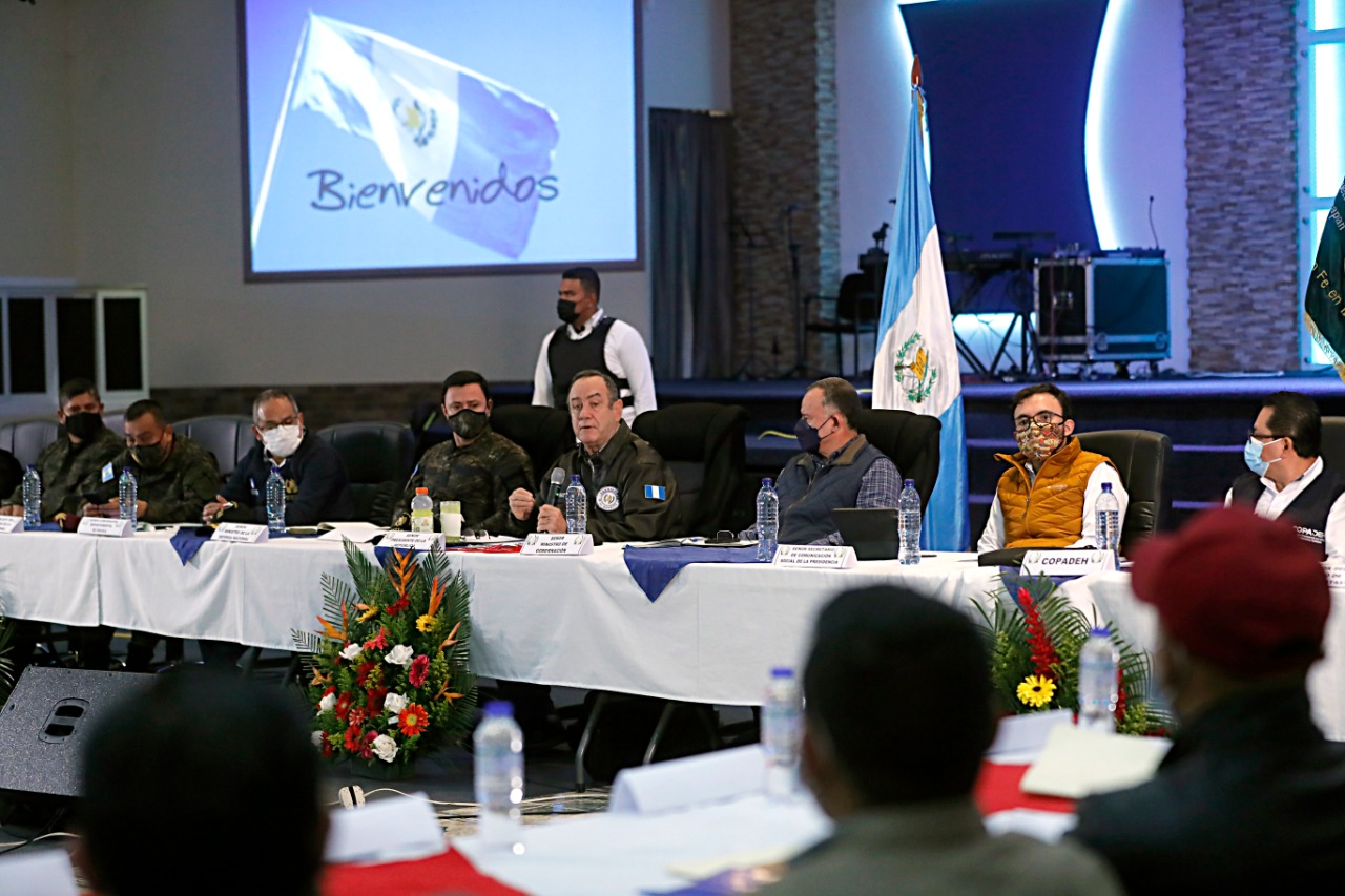 Presidente lidera mesa de diálogo entre Nahualá y Santa Catarina Ixtahuacán