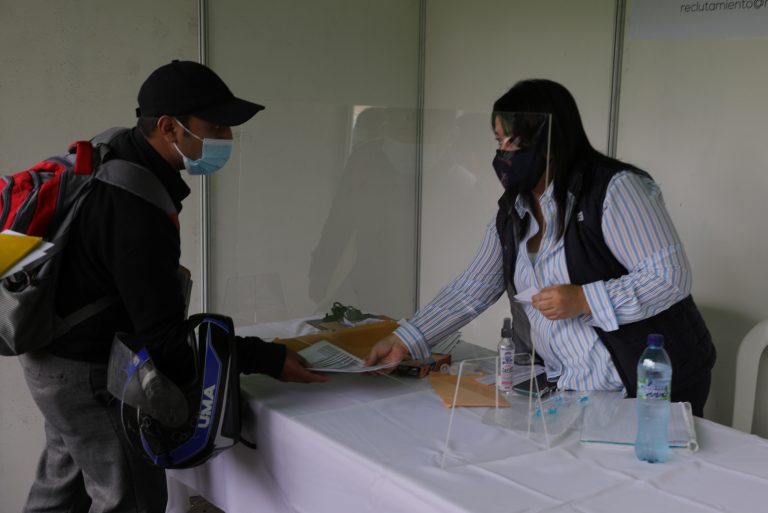 Realizan primera Feria de Becas de Capacitación y Certificación