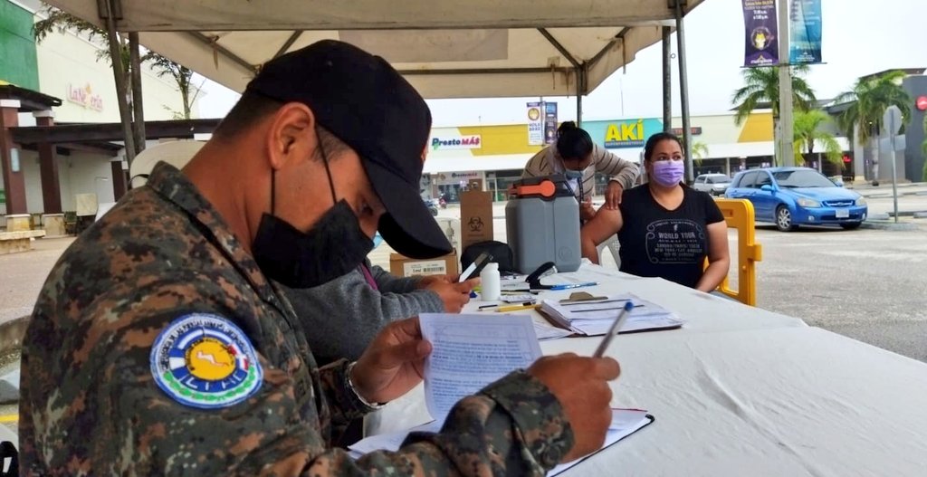 Los puestos de vacunación contra el COVID-19 están habilitados para atender a los guatemaltecos.