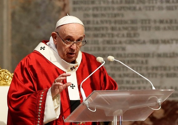 El Papa modifica el ex Santo Oficio para mejorar los juicios canónicos