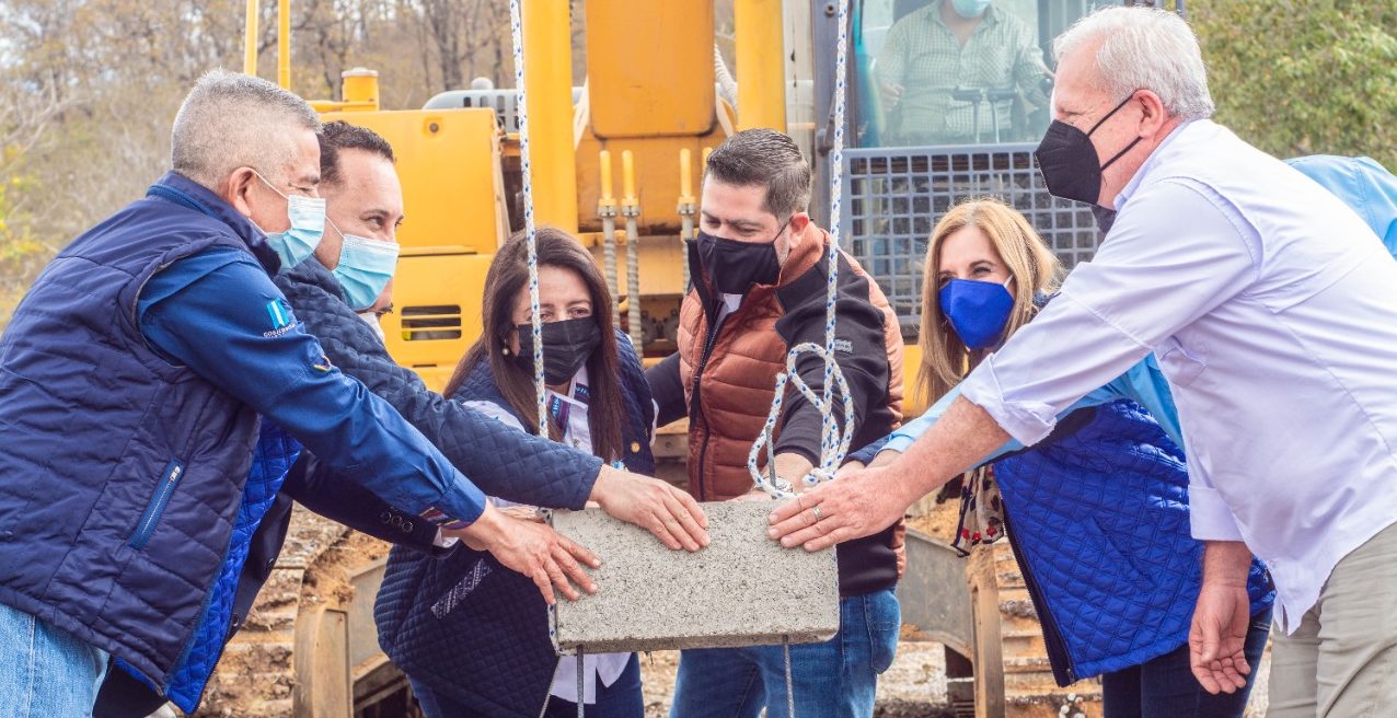 Comienza construcción de escuela Bicentenario en San Antonio La Paz