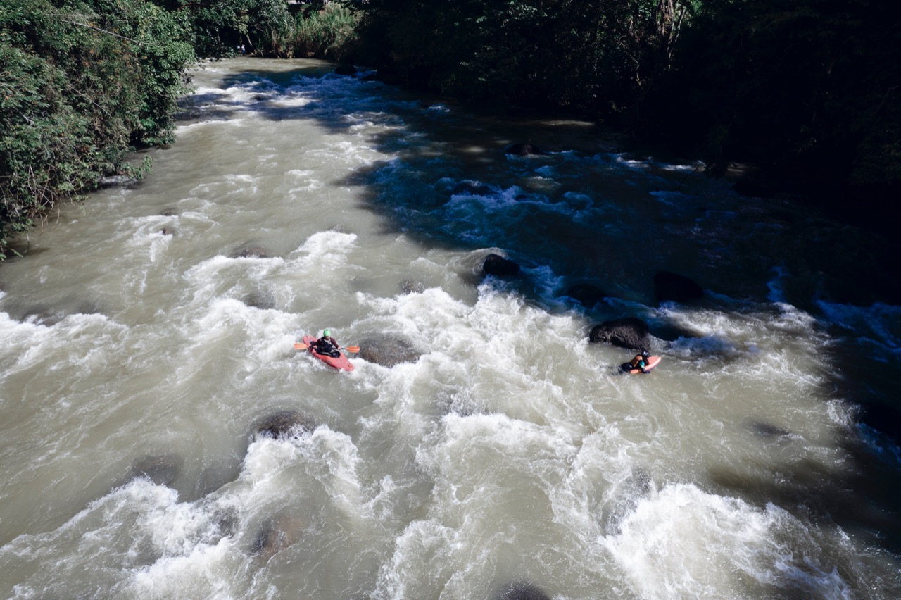 Rescatan cuerpo de turista desaparecido en Lanquín