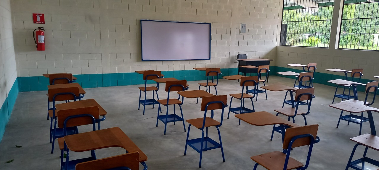Niñez de Patzún se beneficiará con mejoramiento de escuela