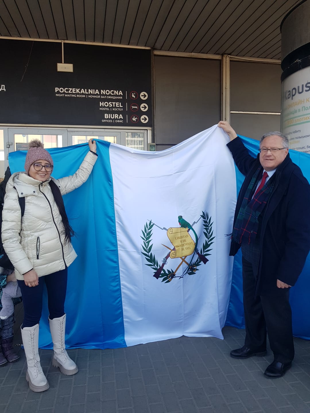 Minex brinda asistencia a guatemalteca residente en Ucrania
