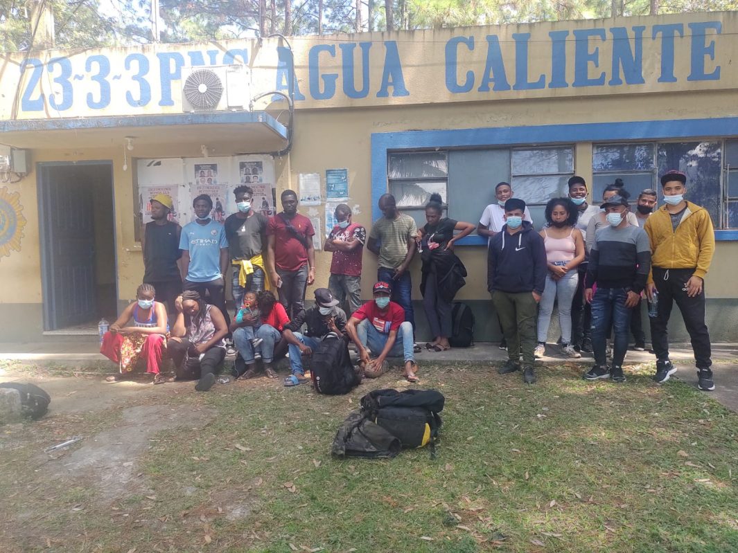 Remiten a Migración a 20 extranjeros que ingresaron al país sin cumplir requisitos correspondientes