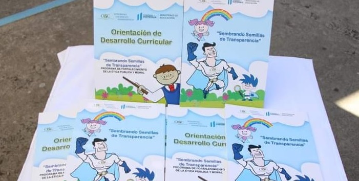 Contraloría y Mineduc promueven cultura de transparencia