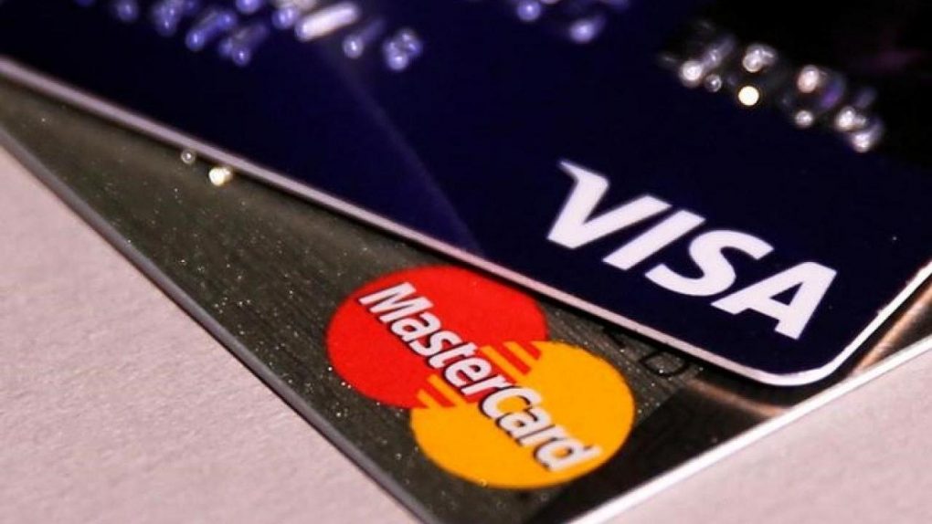 Visa y Mastercard suspenden sus operaciones en Rusia