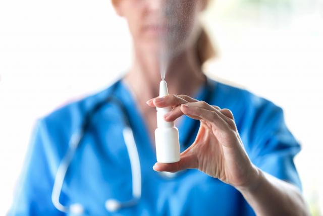 China desarrolla anticuerpo aspirable contra coronavirus y sus variantes