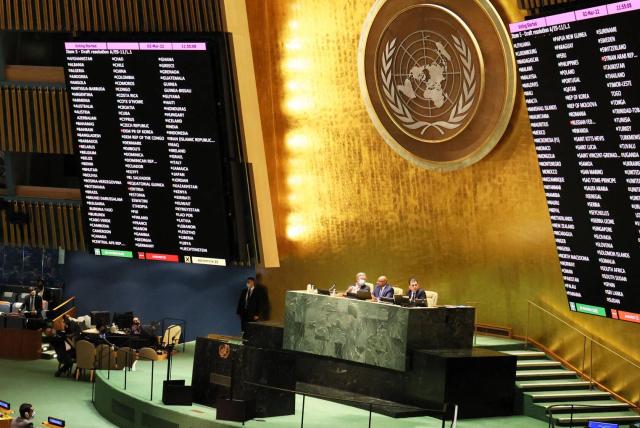 ONU aprueba comisión para investigar crímenes de guerra rusos en Ucrania