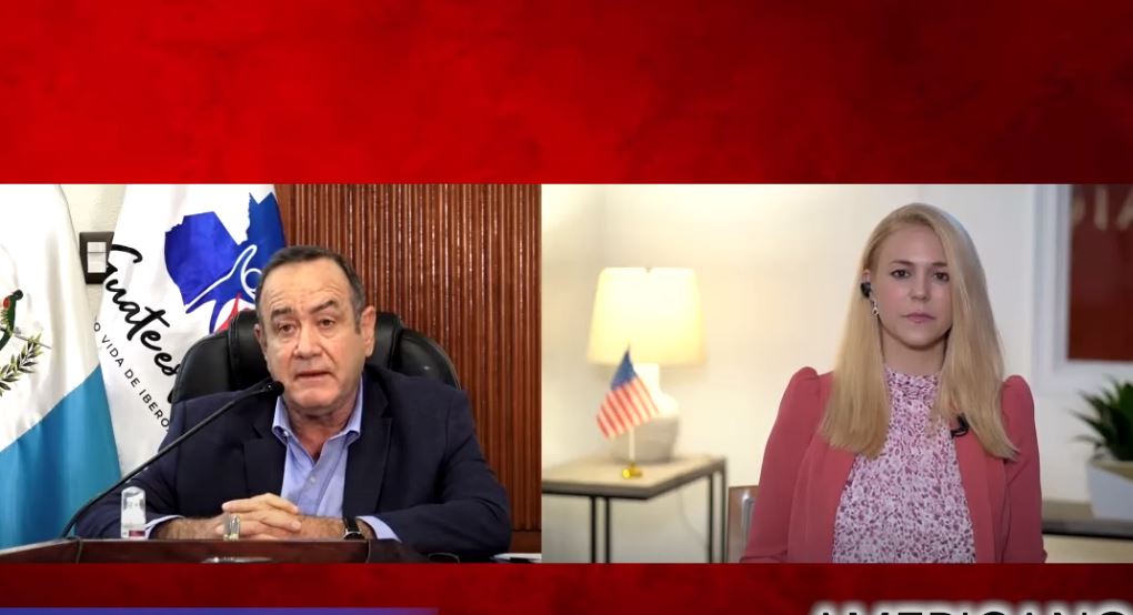 Mandatario destaca la importancia de crear un “frente” en contra del coyotaje