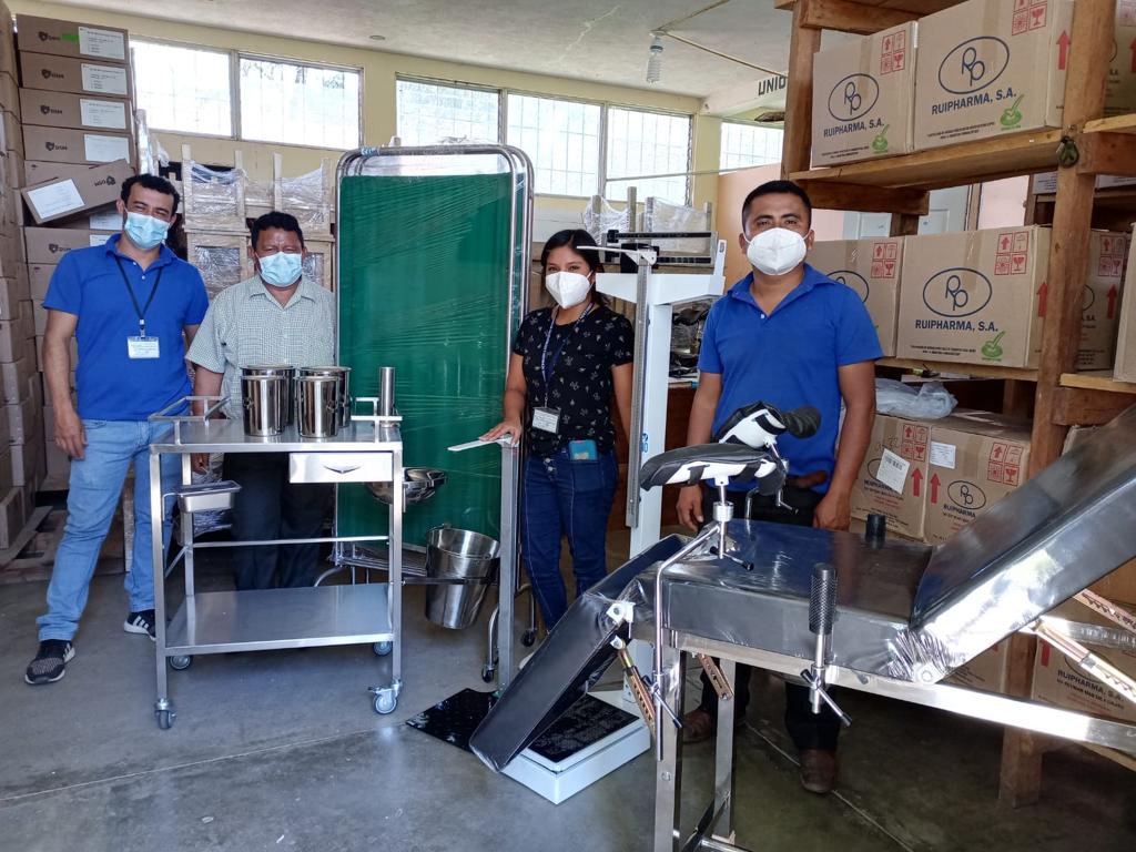 Crecer Sano beneficia a más de un millón de familias con equipo médico