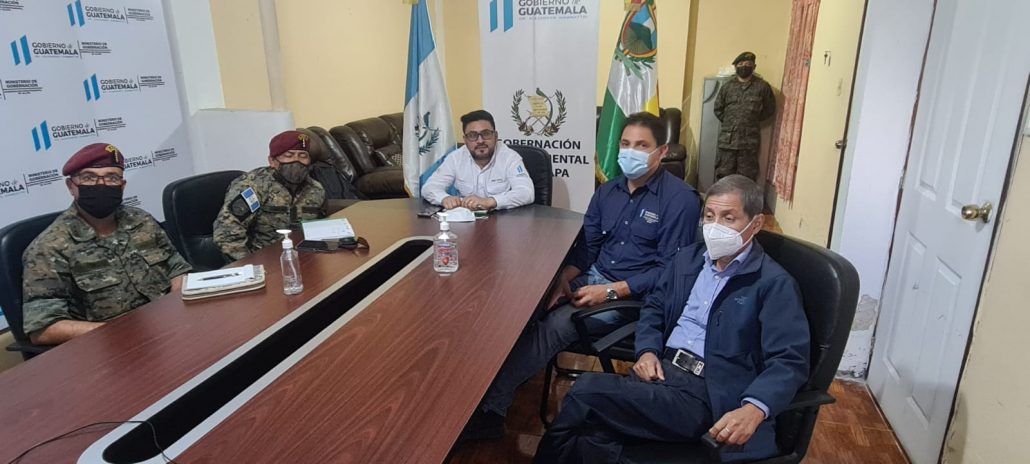 Planifican inoculación de más de 5 millones de guatemaltecos