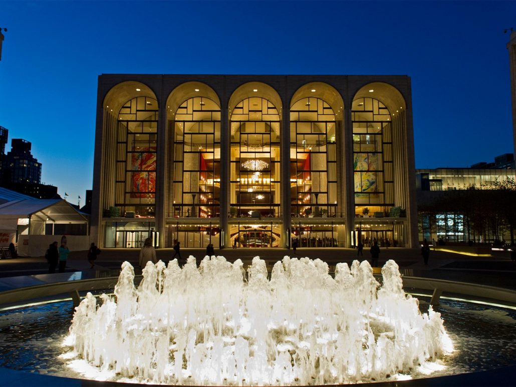 Ópera Metropolitana de Nueva York programa “Concierto por Ucrania” para recaudar fondos