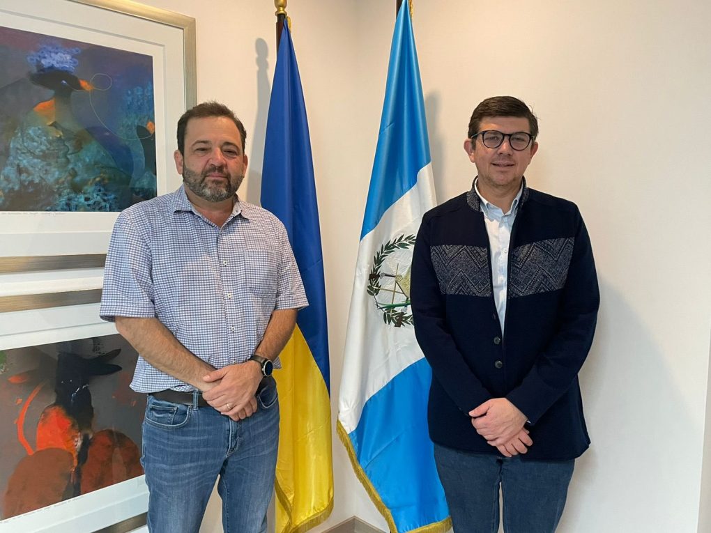 Autoridades del IGM se reúnen con cónsul de Ucrania acreditado en Guatemala