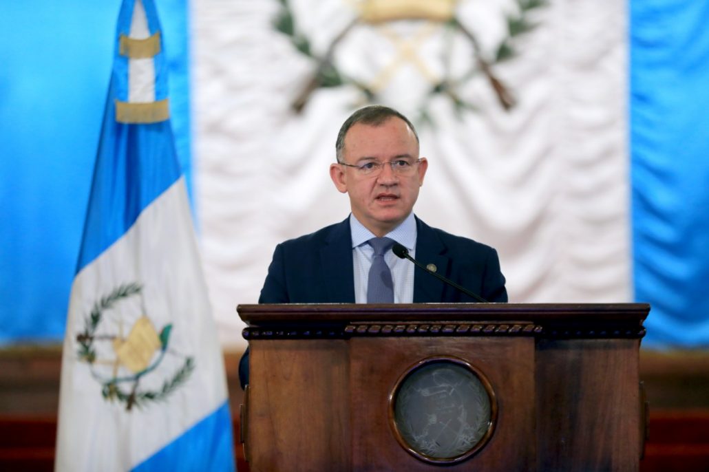 Ministro de Gobernación, David Napoleón Barrientos.