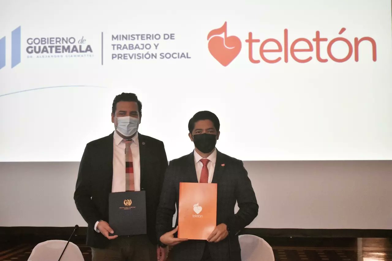 Mintrab y Teletón establecen meta para promover la inclusión laboral