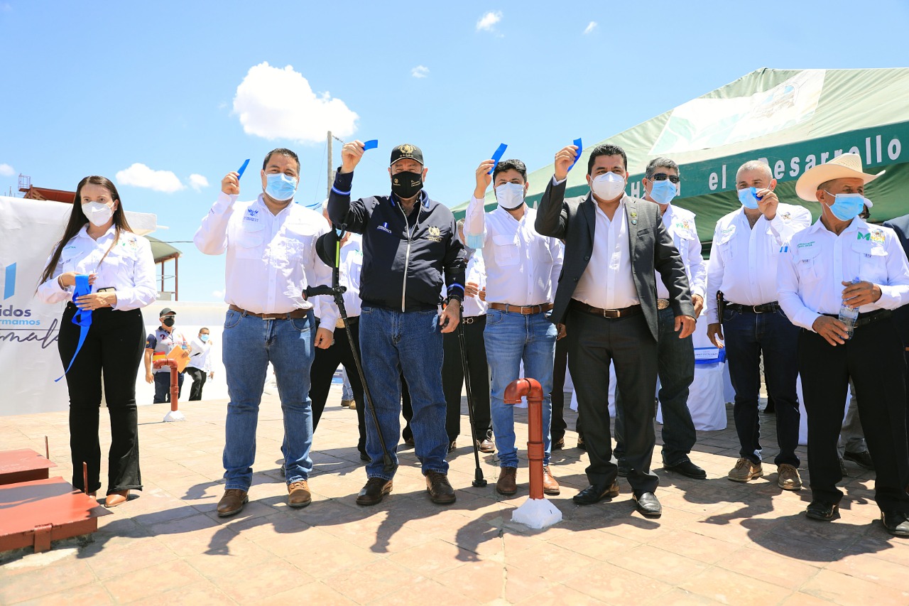 Presidente Alejandro Giammattei participó en la inauguración del sistema de agua potable.