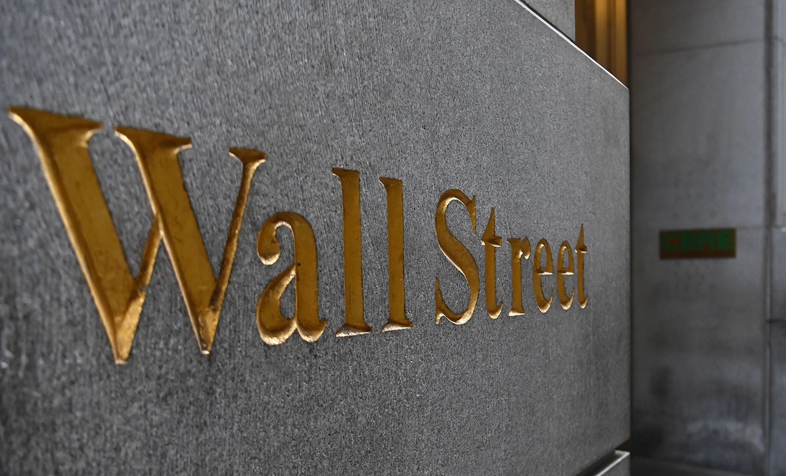 Wall Street abre mixto y el Dow Jones baja 0.10 % tras su mejor semana desde 2020