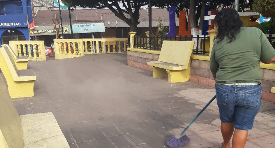 Autoridades monitorean municipios afectados por ceniza del volcán de Fuego