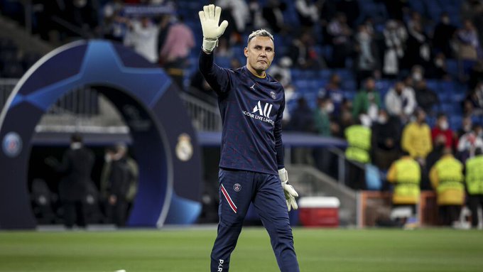 Keylor Navas acoge a 30 refugiados ucranianos en su casa de París