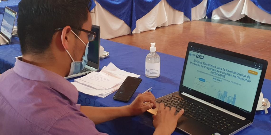 SCEP continúa socialización del Siprocode en Santa Rosa