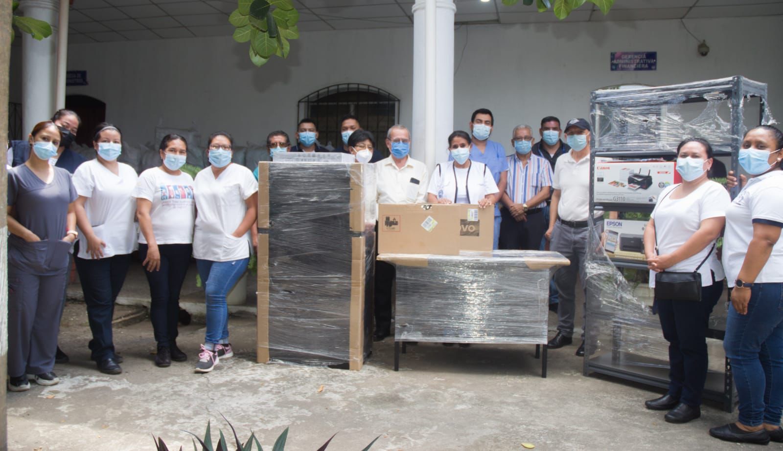 Servicios de Salud de Retalhuleu reciben mobiliario y equipo