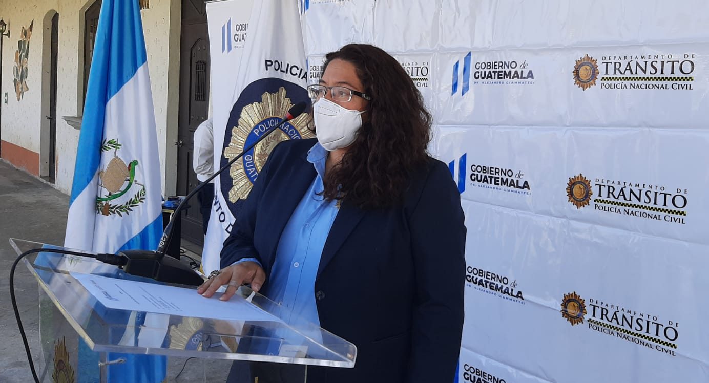 Chimaltenango cuenta con ventanilla de solvencias de conducir