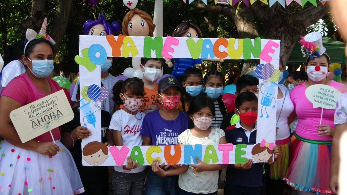 Niños de Suchitepéquez reciben primera dosis contra el COVID-19