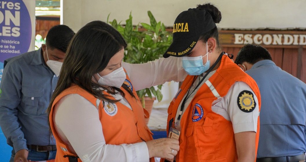 Acreditan a integrantes de la Comred de Rabinal