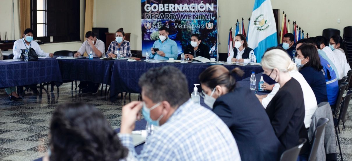 Autoridades y cooperantes internacionales promueven desarrollo para prevenir conflictividad en Valle del Polochic