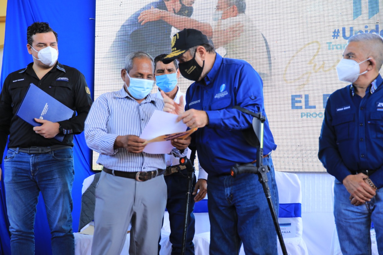 Programa del Adulto Mayor: Notifican a nuevos beneficiarios en San Agustín Acasaguastlán