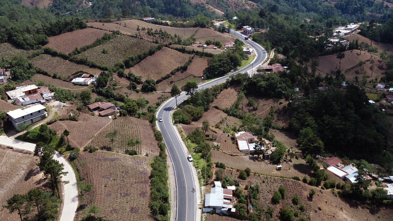 Mejoramiento de tramo carretero beneficiará a más de 165 mil habitantes de Sololá y Quiché
