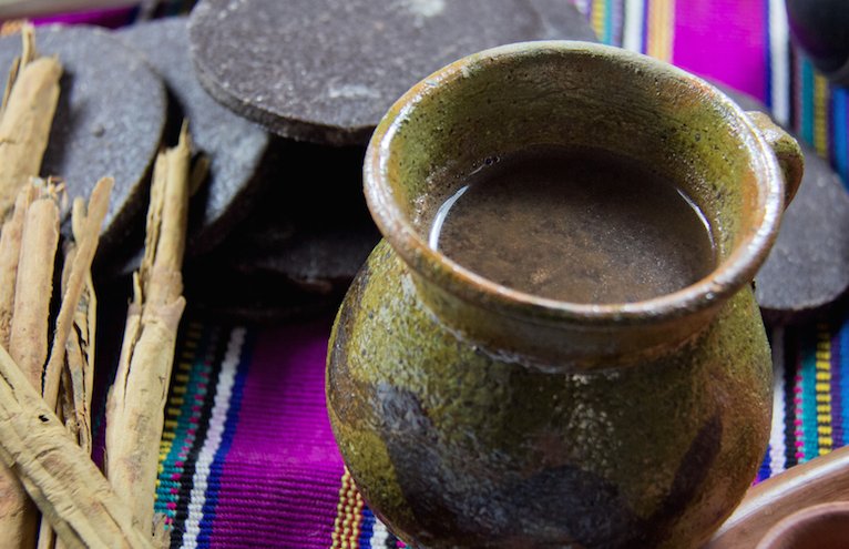 Conozca el proceso para elaborar el chocolate artesanal en Quiché