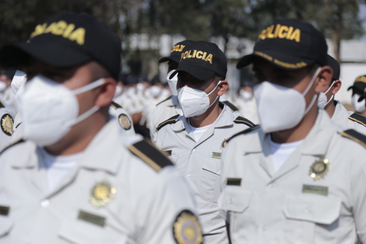 Elementos policiales reciben capacitaciones para fortalecer el servicio a la población