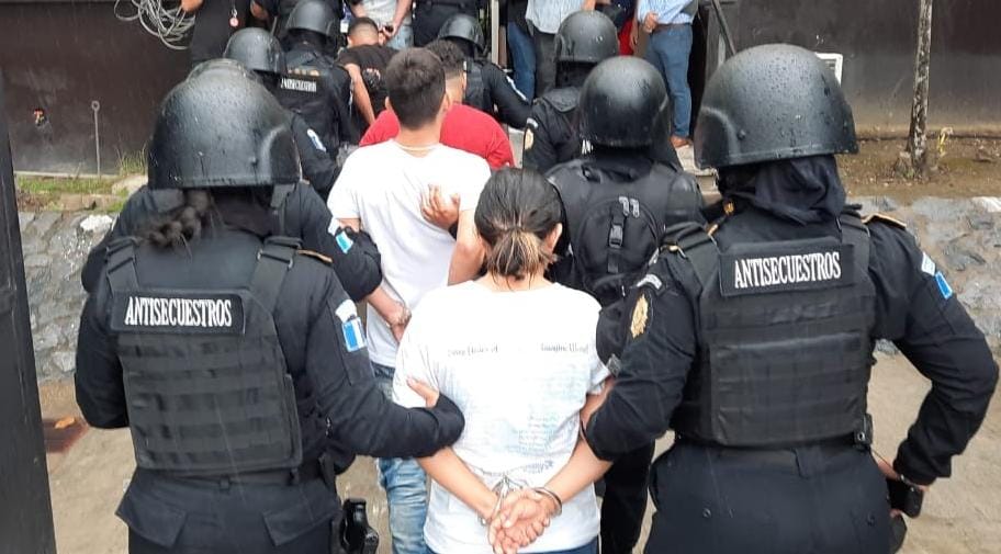 Capturan a cinco personas señaladas del secuestro de un menor de edad