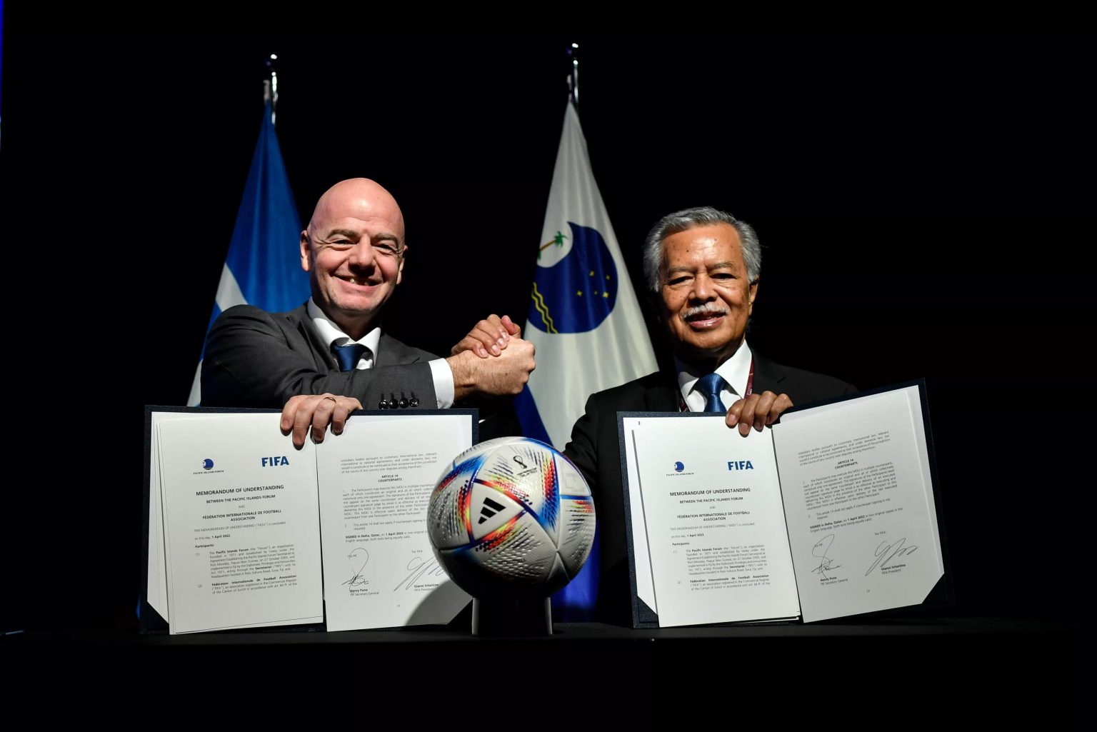 FIFA firma acuerdo con Foro Islas del Pacífico para combatir cambio climático